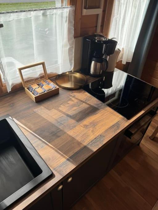 Cozy I Blockhuette Im Nationalpark I Ferienwohnung นอยไรเคเนา ภายนอก รูปภาพ